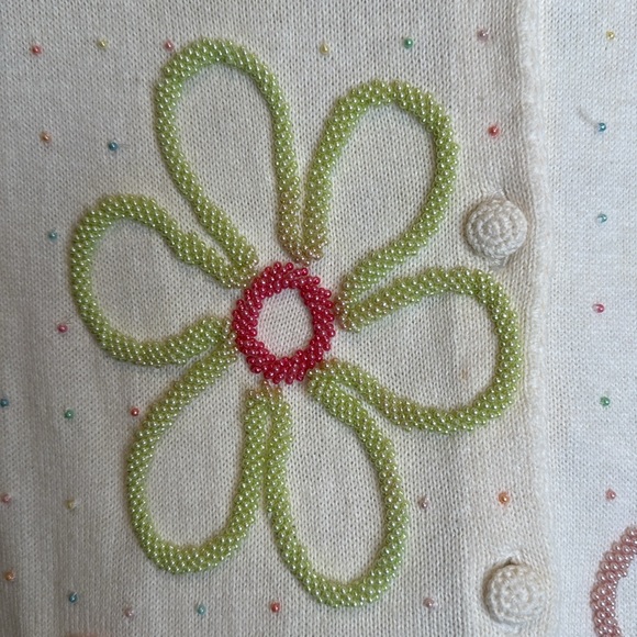 Michael Simon pastel beads floral white sweater - Picture 6 of 12